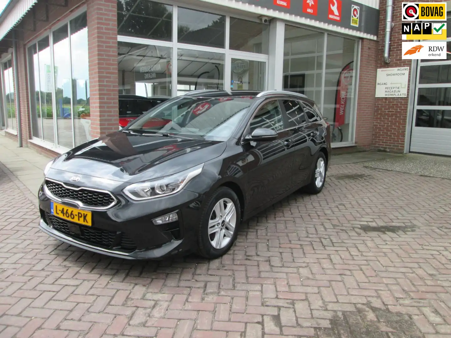 Kia Ceed SW / cee'd SW Sportswagon 1.0 T-GDi DynamicPlusLine Zwart - 1