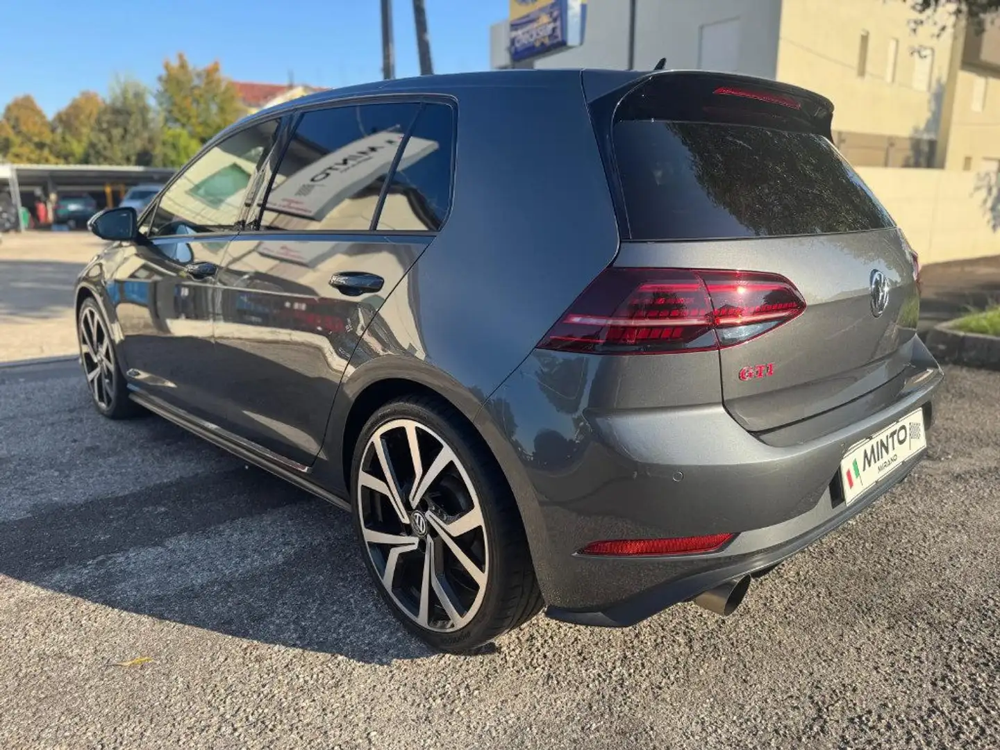 Volkswagen Golf GTI Performance 2.0 TSI DSG 5p. BlueMotion Technology Gris - 2