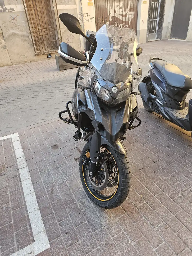 Benelli TRK 502 Negro - 1