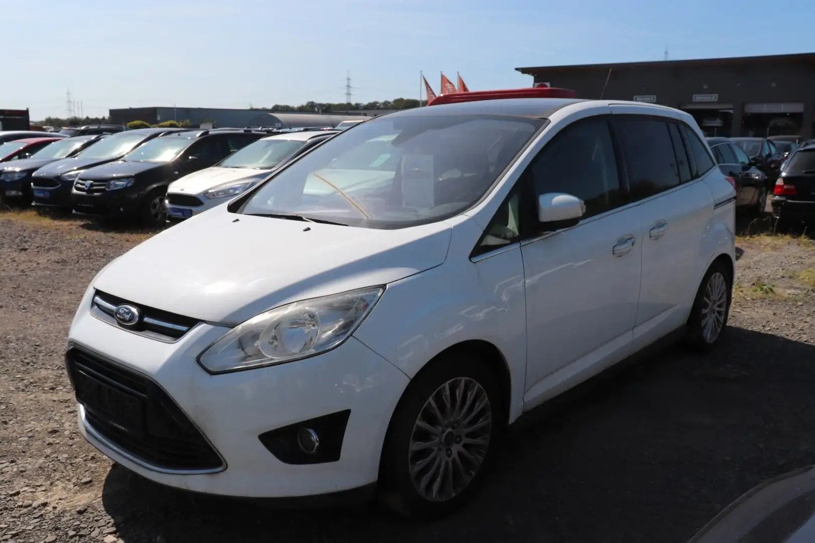 Ford Grand C-Max Grand C-MAX Titanium Wagen Nr.:067 Bílá - 1