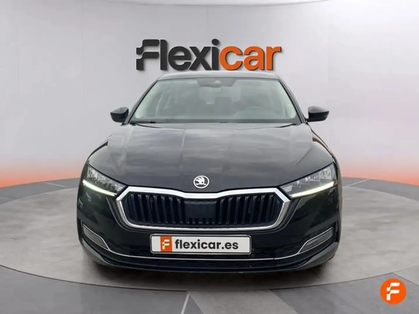 Skoda Octavia 2.0TDI Selection DSG 110kW Negro - 2