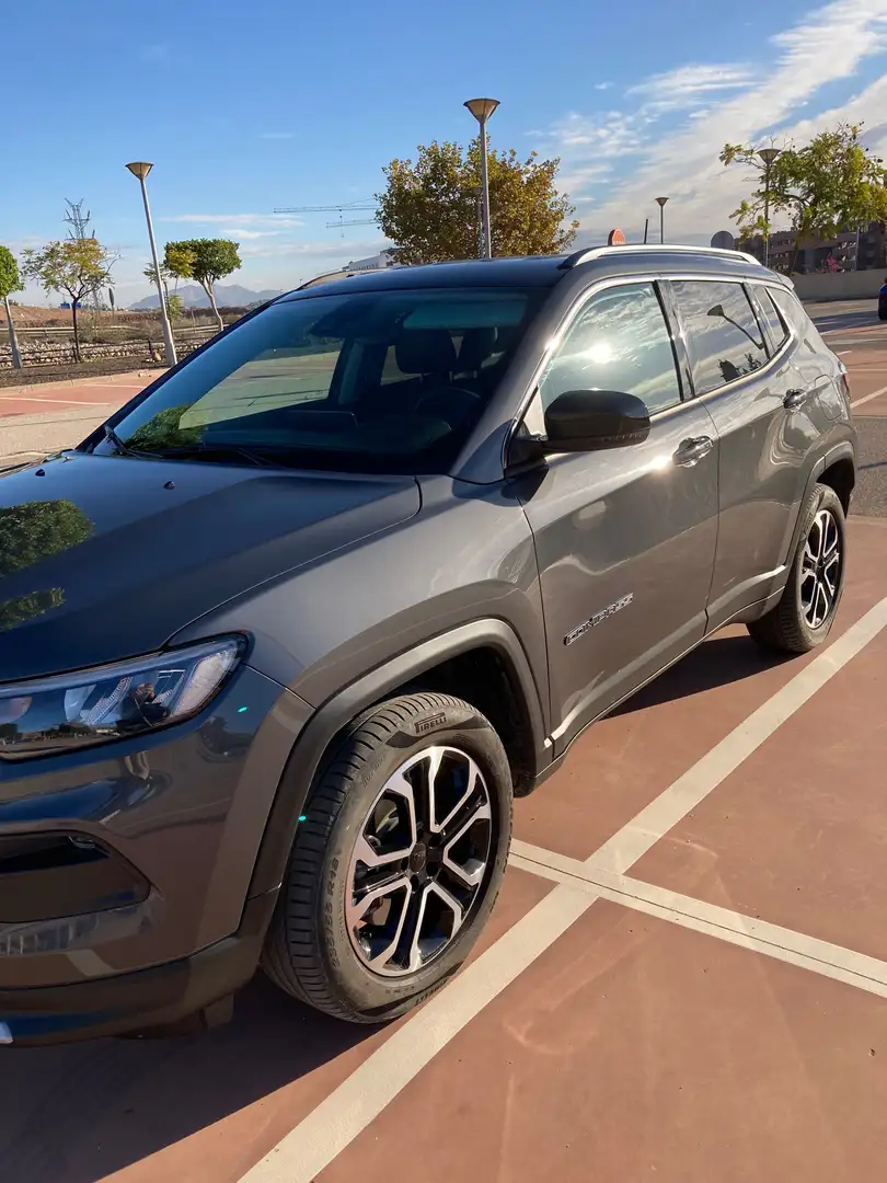 Jeep Compass Compass 1.3 PHEV Limited EAWD Aut. 190 Limited Gris - 2