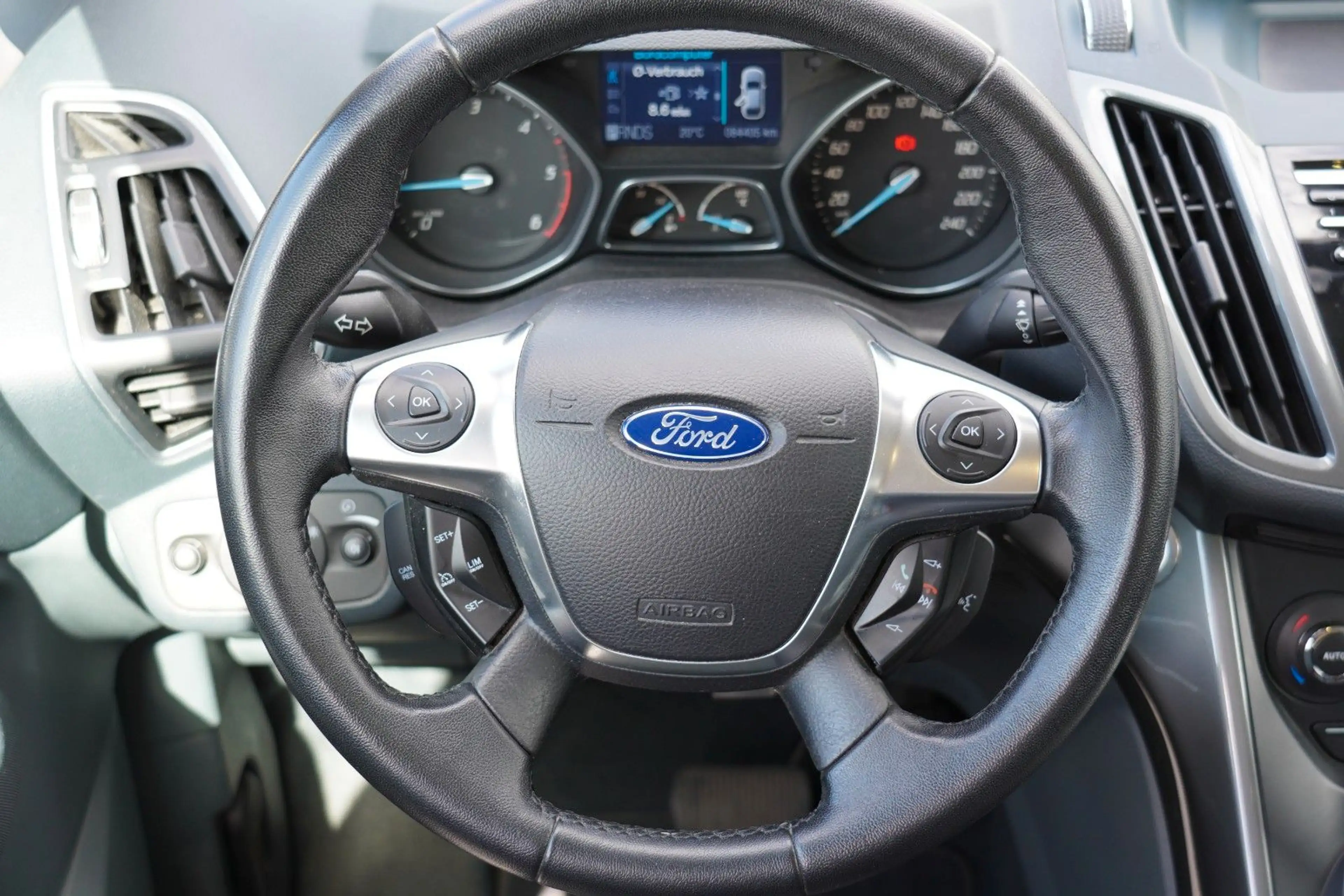 Ford Grand C-Max Grand C-MAX Titanium MIT 3 JAHREN GARANTIE !!! — photo 13