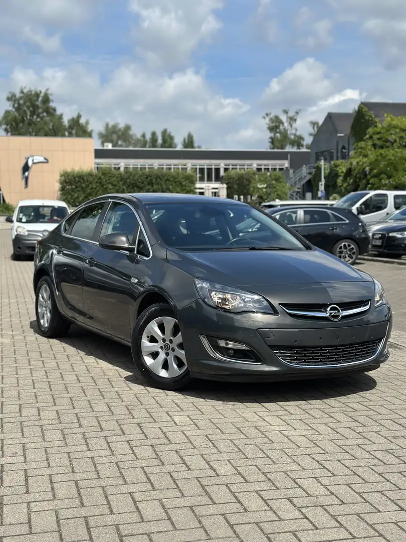 Opel Astra 1.4 Turbo Automatik Edition - 1
