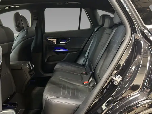 Mercedes-Benz GLC view 9