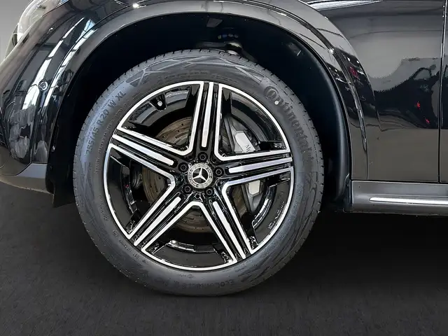 Mercedes-Benz GLC view 7