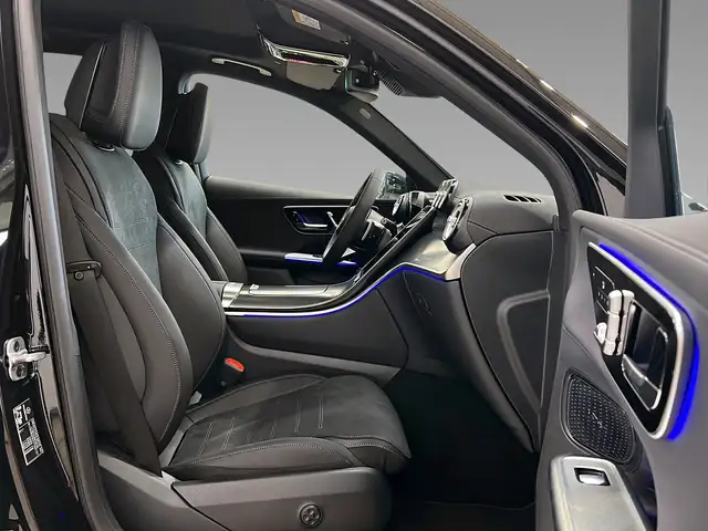 Mercedes-Benz GLC view 14