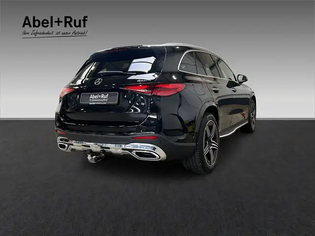 Mercedes-Benz GLC view 5