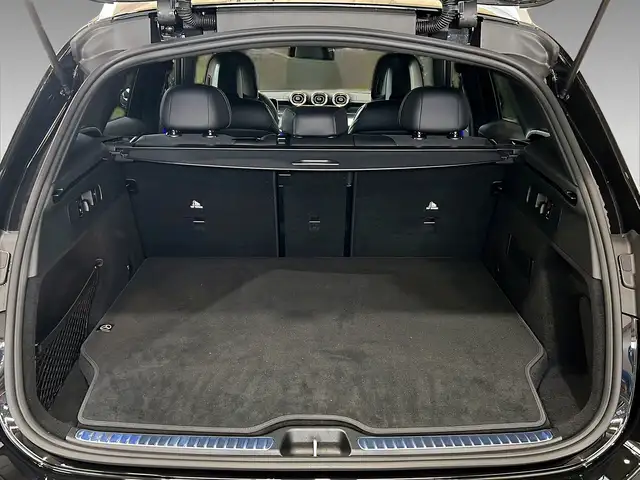 Mercedes-Benz GLC view 6