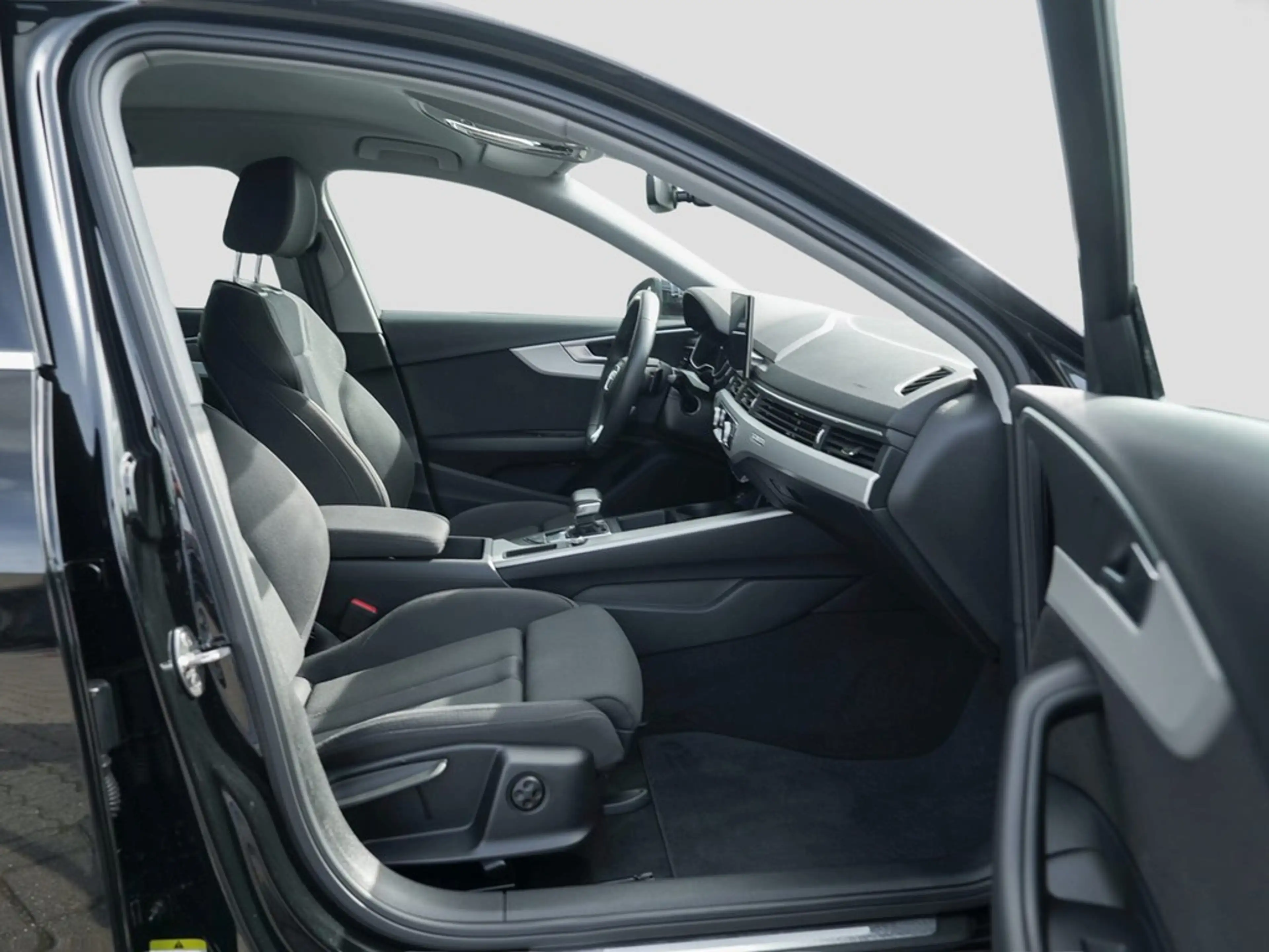 Audi A4 Lim. 40 TDI qu S tronic advanced Navi/LED/ACC — photo 9