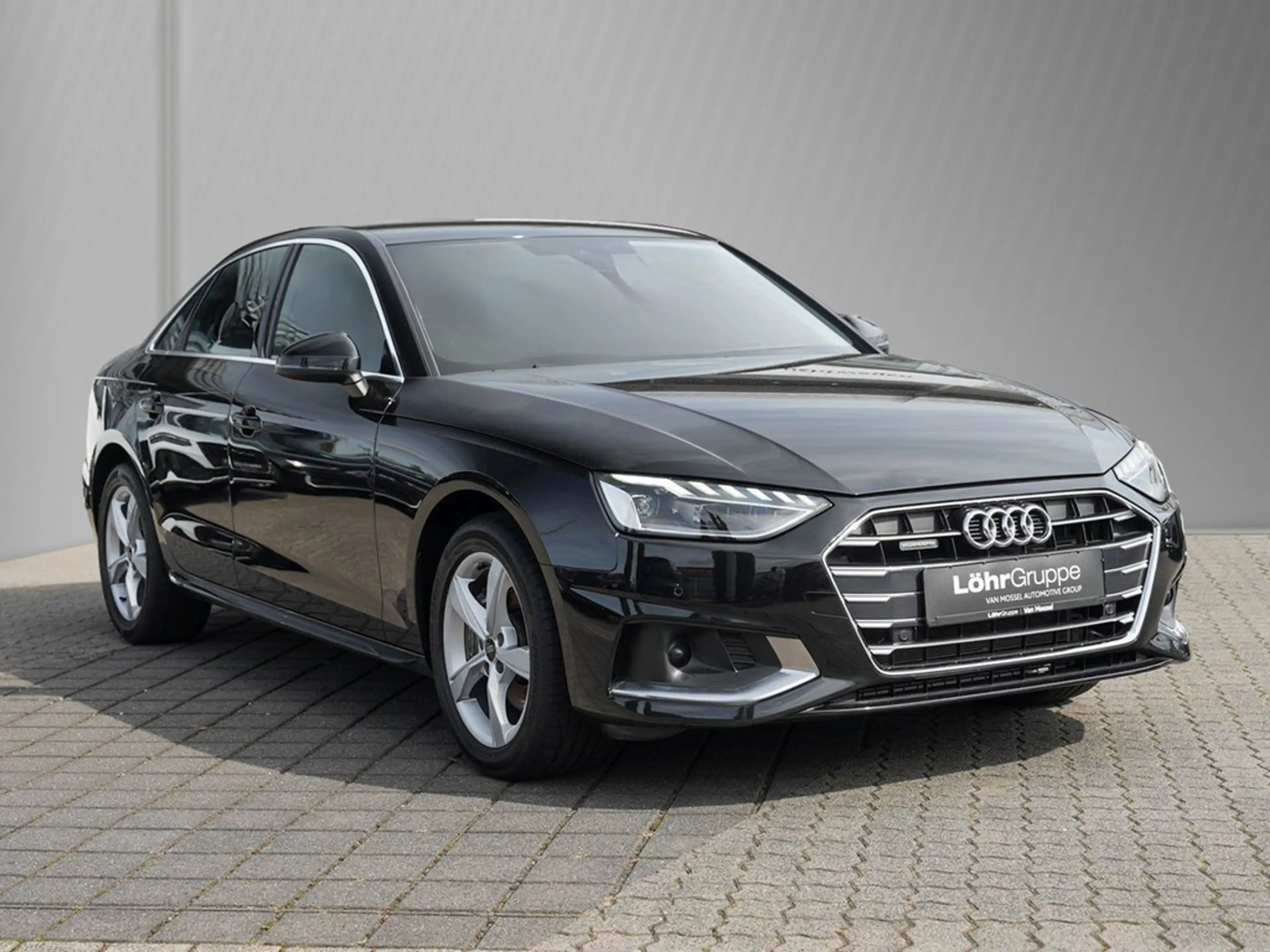 Audi A4 Lim. 40 TDI qu S tronic advanced Navi/LED/ACC — photo 4