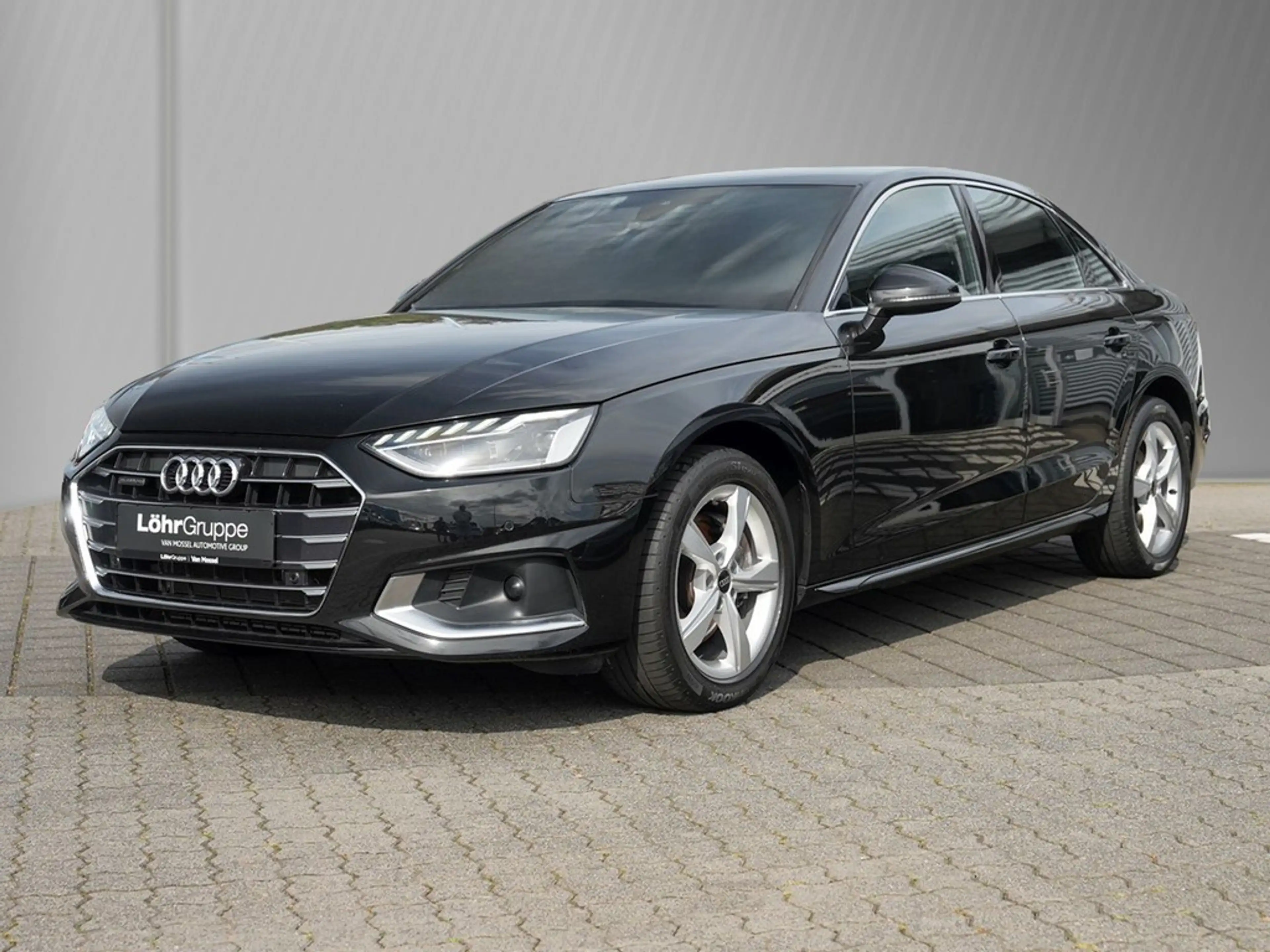 Audi A4 Lim. 40 TDI qu S tronic advanced Navi/LED/ACC — photo 2