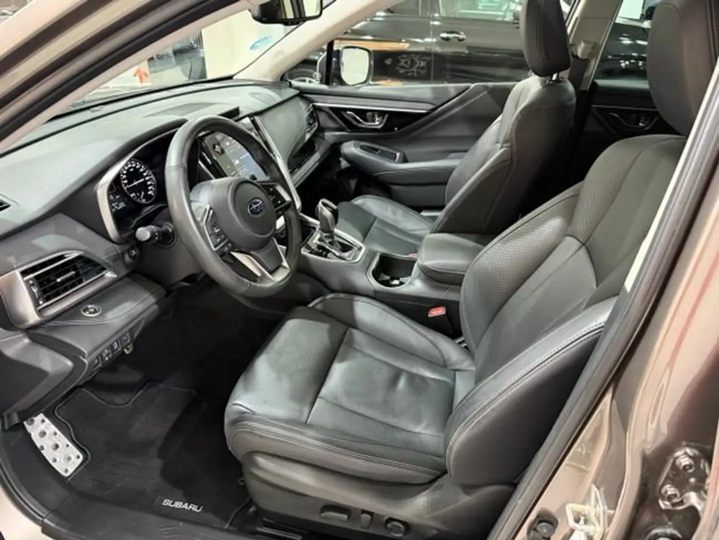 Subaru OUTBACK 2.5 i TOURING WAD+ GLP Marrón - 2