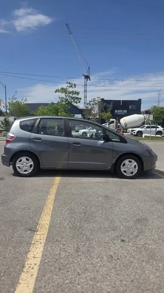 Honda Fit снимка Honda Fit