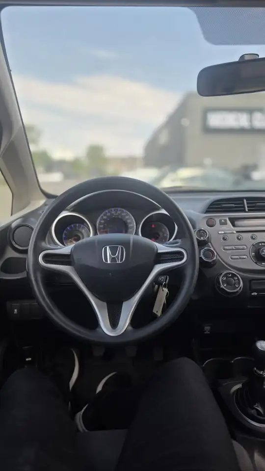 Honda Fit снимка Honda Fit