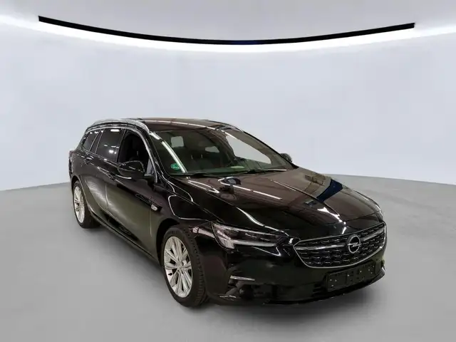 Opel Insignia main image