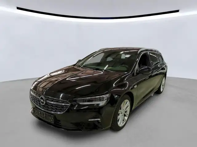 Opel Insignia view 2