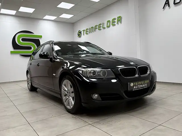 BMW 320 D Touring TEMPOMAT / PANORAMA / AHK / NAVI