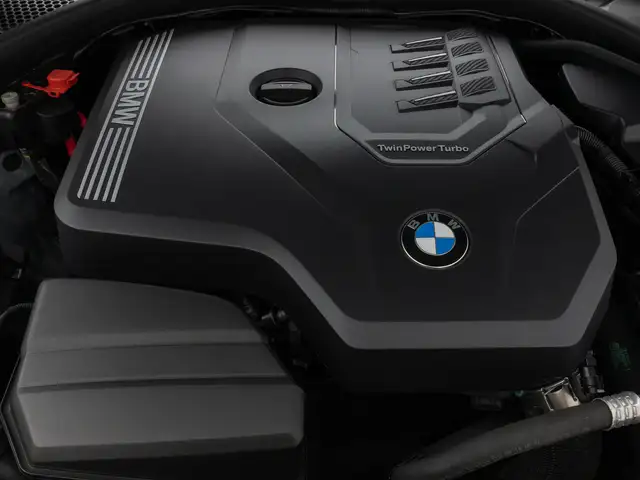 BMW 4 Series view 14