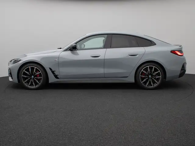 BMW 4 Series view 11