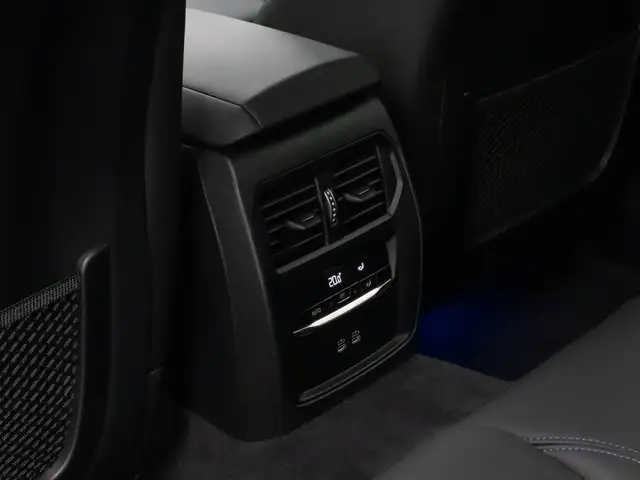 BMW 4 Series view 28