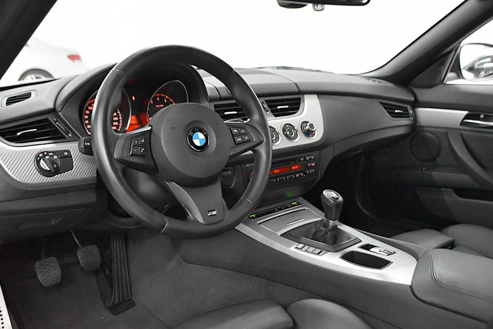BMW Z4 SDRIVE 20i M-SPORTPAKET*AUS 1 HAND* Stříbrná - 2