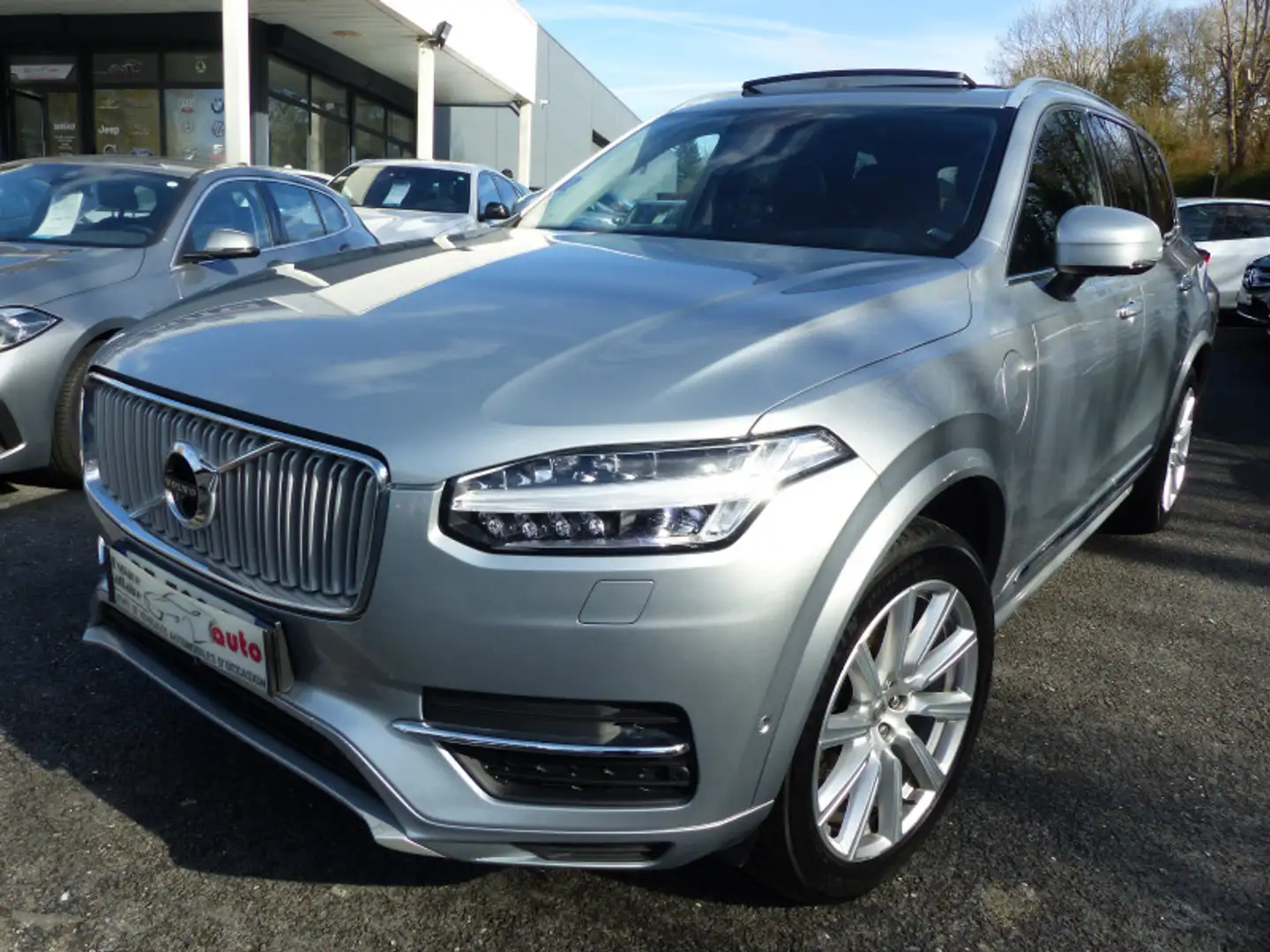 Volvo XC90 T8 TWIN ENGINE 320 + 87CH INSCRIPTION LUXE GEARTRONIC 7 PLACES Grau - 1