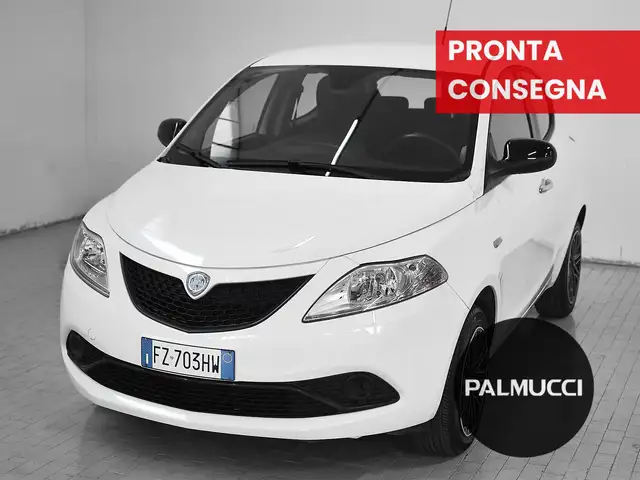Lancia Ypsilon 1.2 69cv Start& Stop Gold