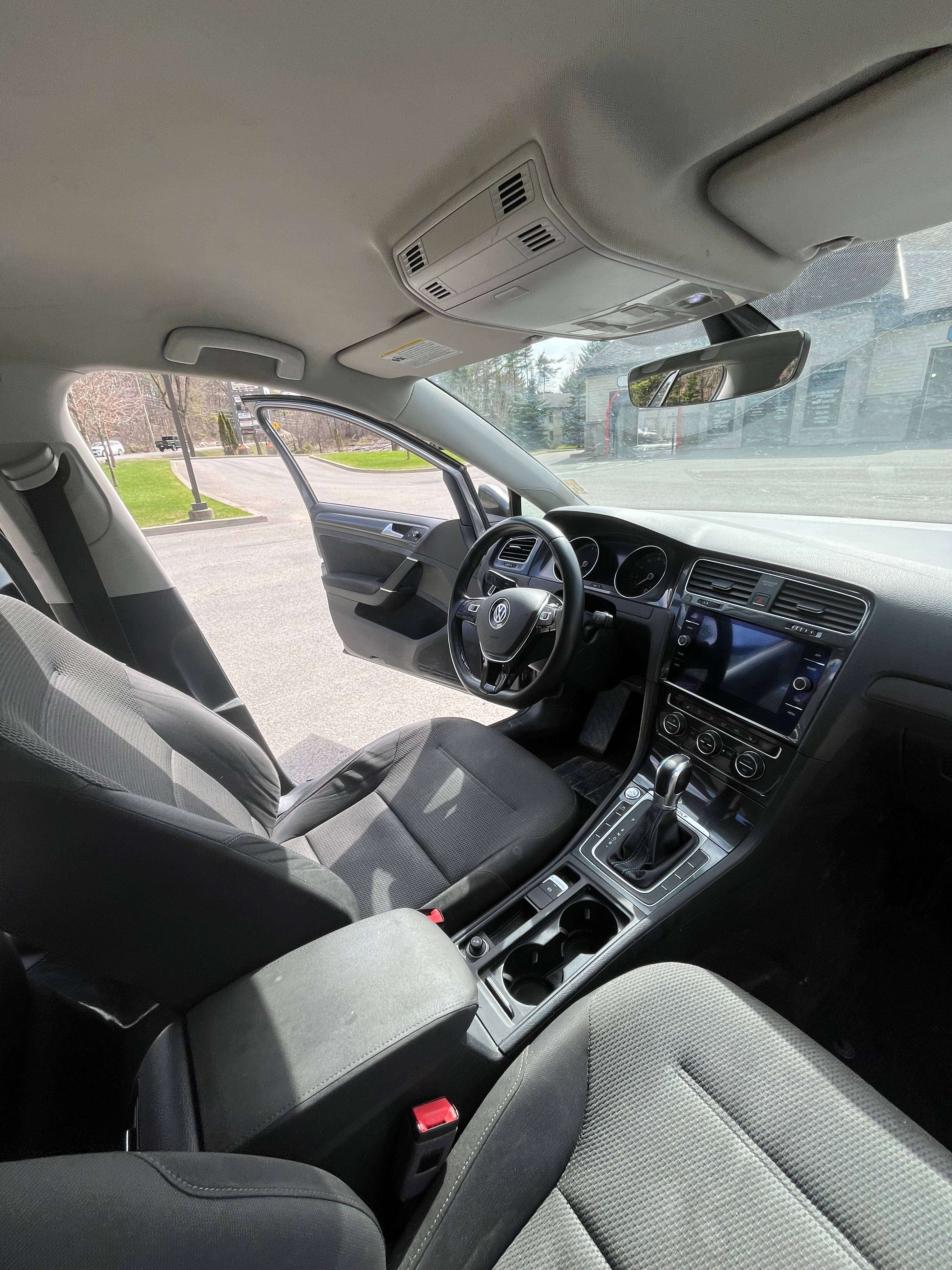 2017 Volkswagen e-Golf Comfortline thumb 12