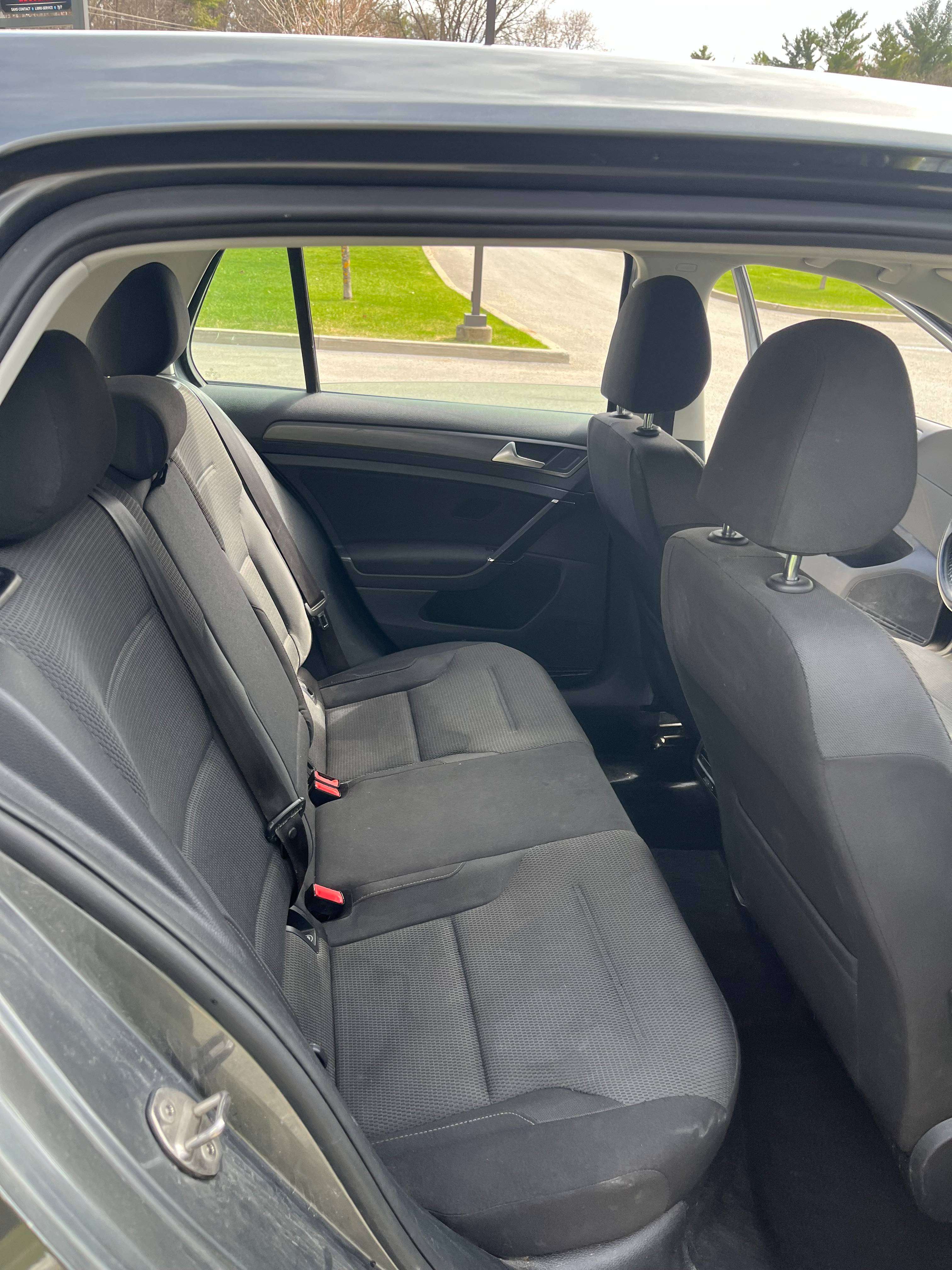 2017 Volkswagen e-Golf Comfortline thumb 13