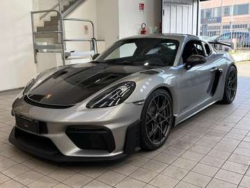 GT4 RS Weissach