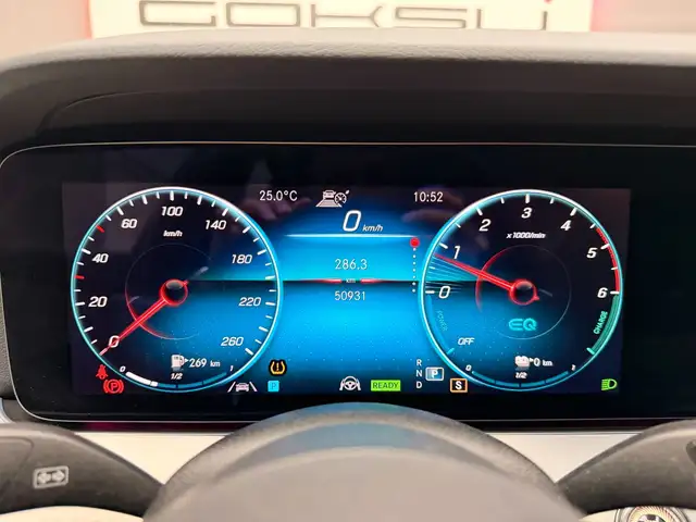Mercedes-Benz 300 view 15