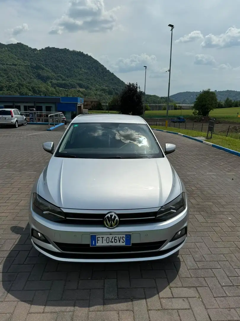 Volkswagen Polo UNICO PROPRIETARIO Argento - 2