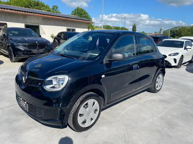 Renault Twingo view 3