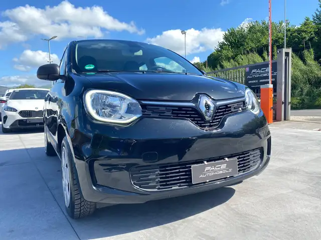 Renault Twingo view 2