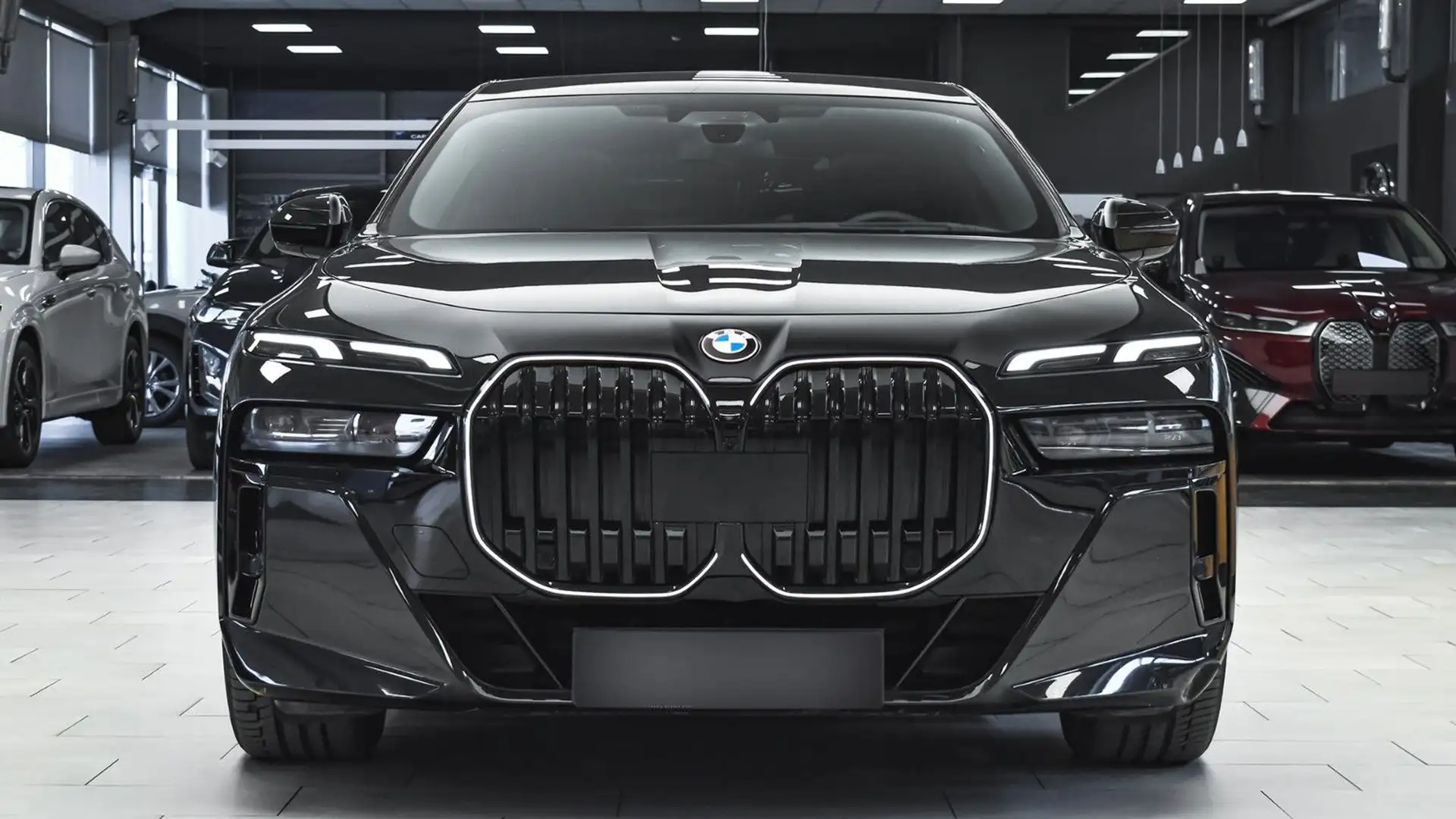 BMW 740 d xDrive M Sport Mild Hybrid Sportautomatic Noir - 1