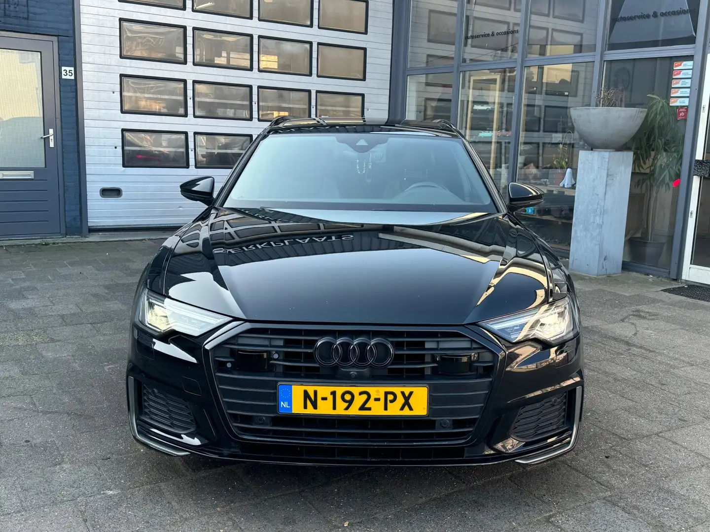 Audi A6 Avant 40 TDI Design Pro Line Plus | Clima | Pano | Zwart - 2