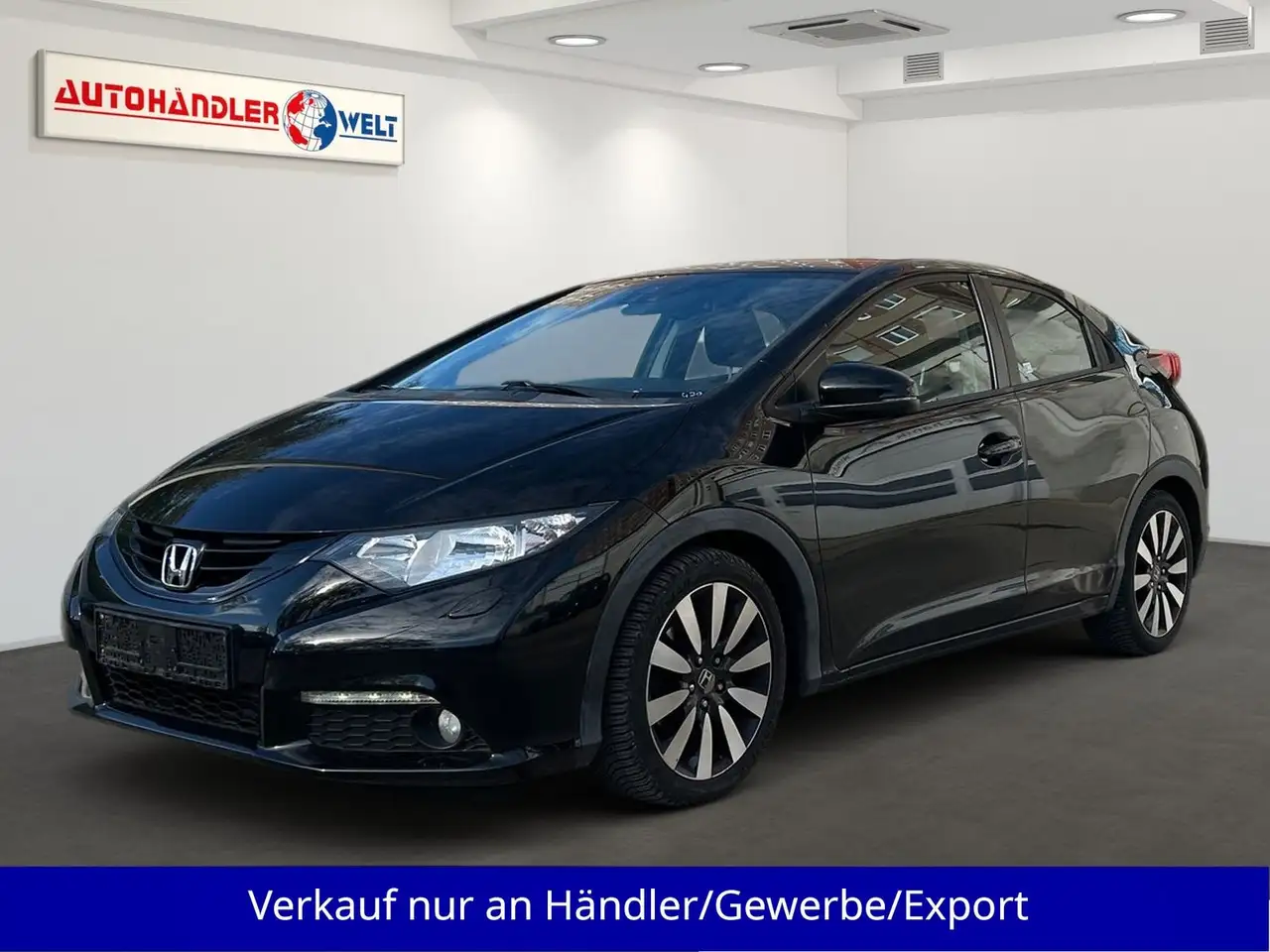 Honda Civic 1.4i Klimaautomatik SHZ Navigation — photo 1 of 16