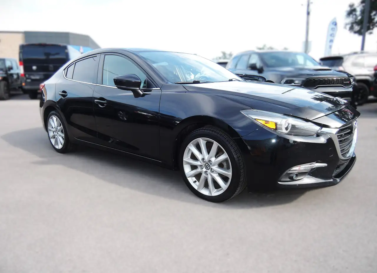 2018 Mazda 3 GT — photo 1