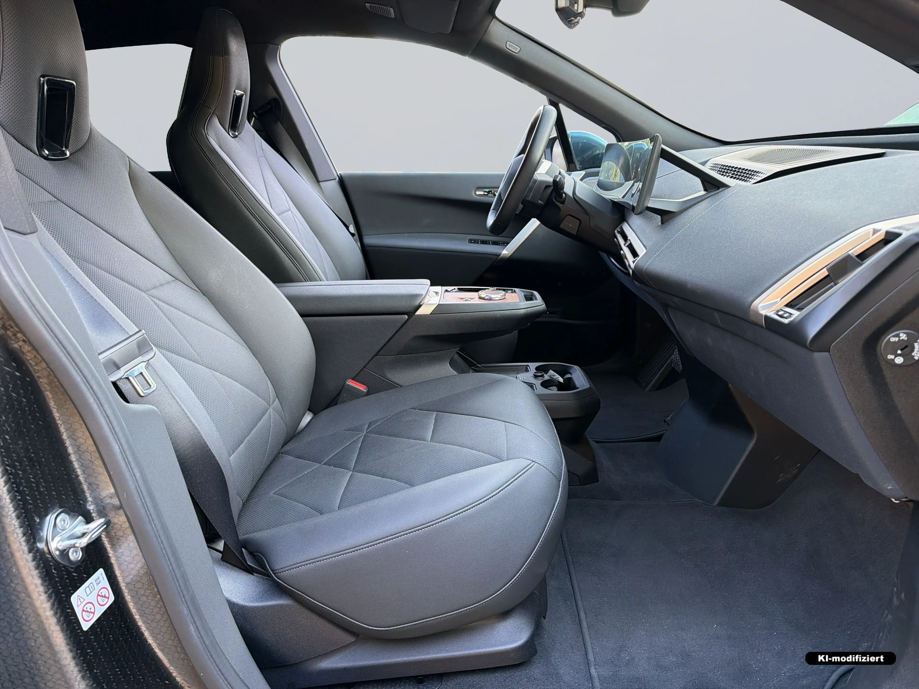 BMW iX M60 — photo 11