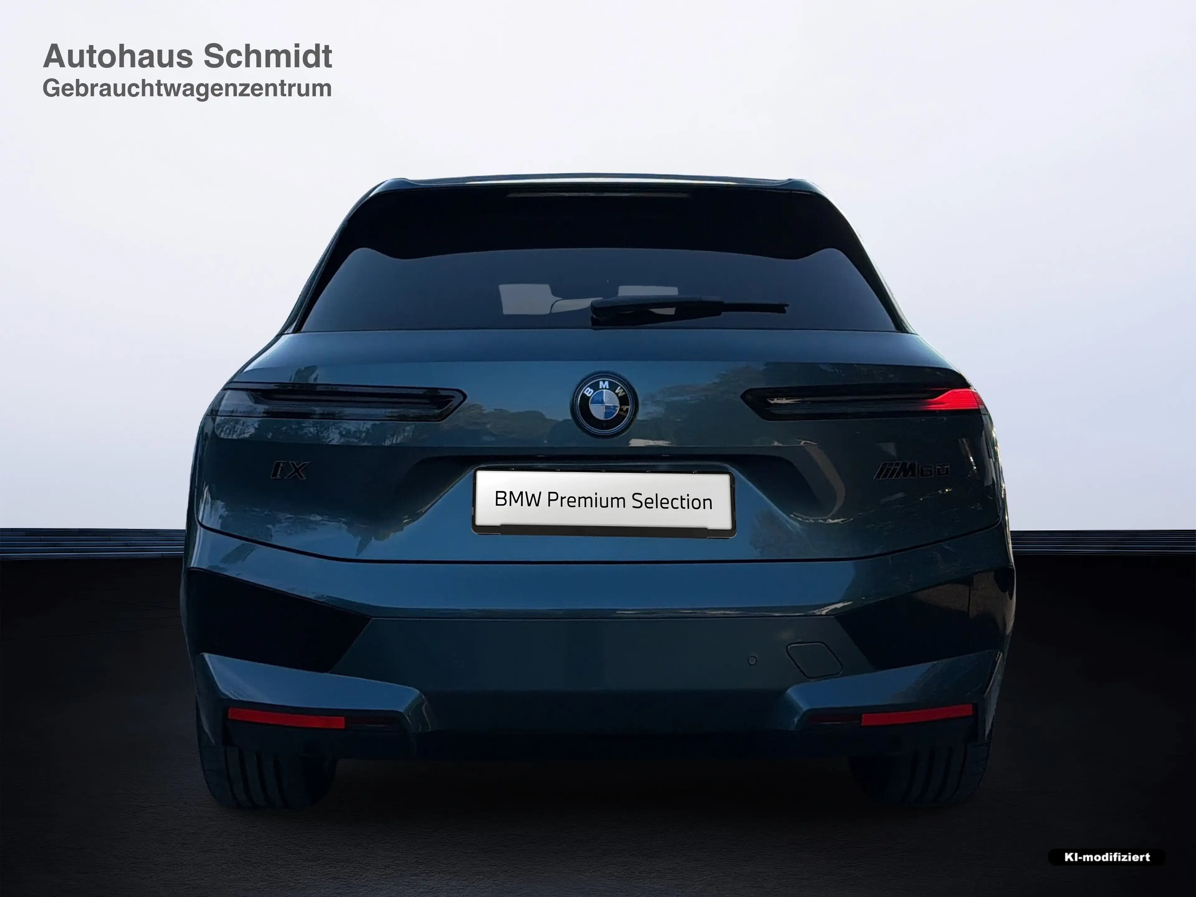 BMW iX M60 — photo 4