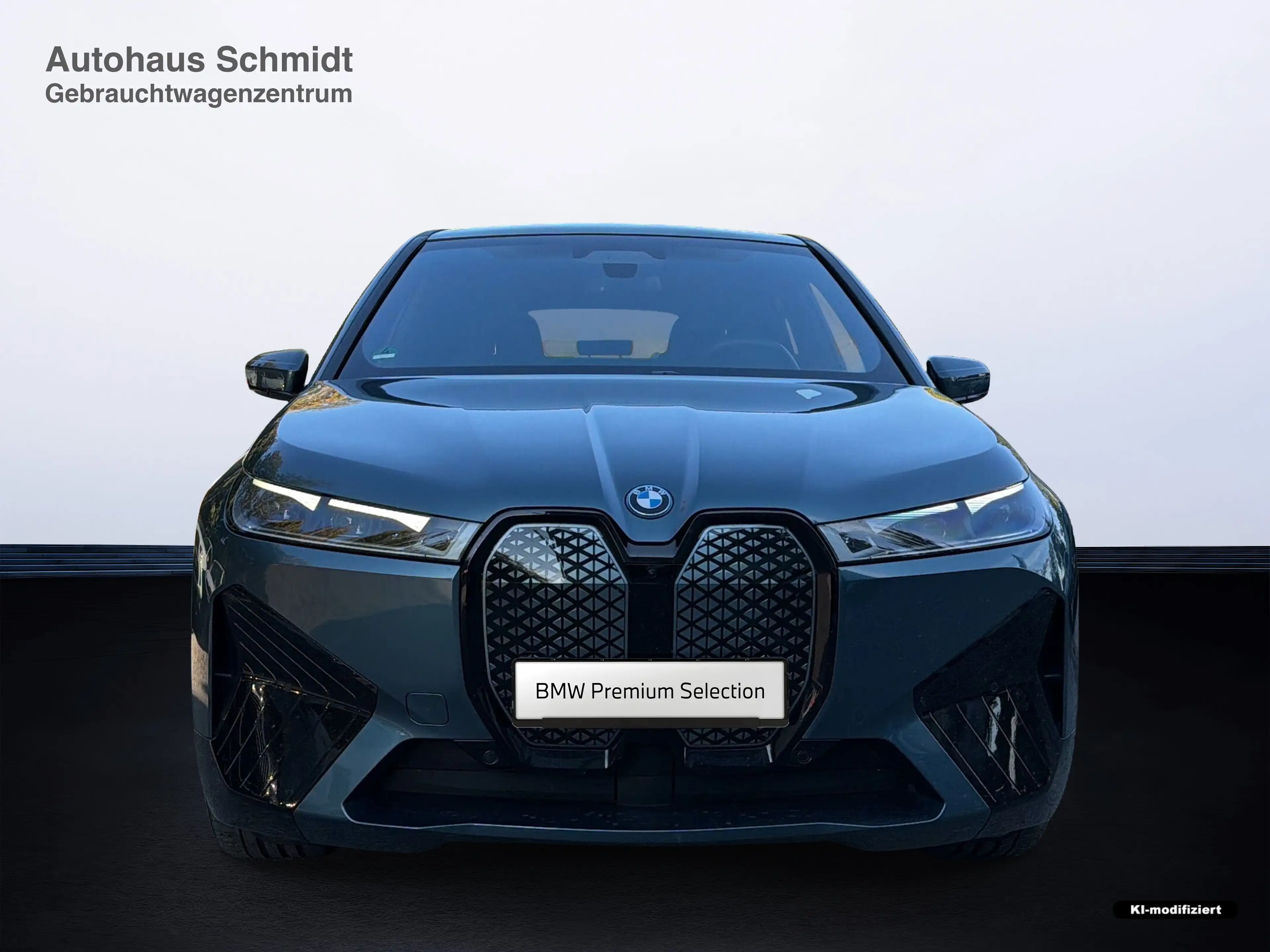BMW iX M60 — photo 7