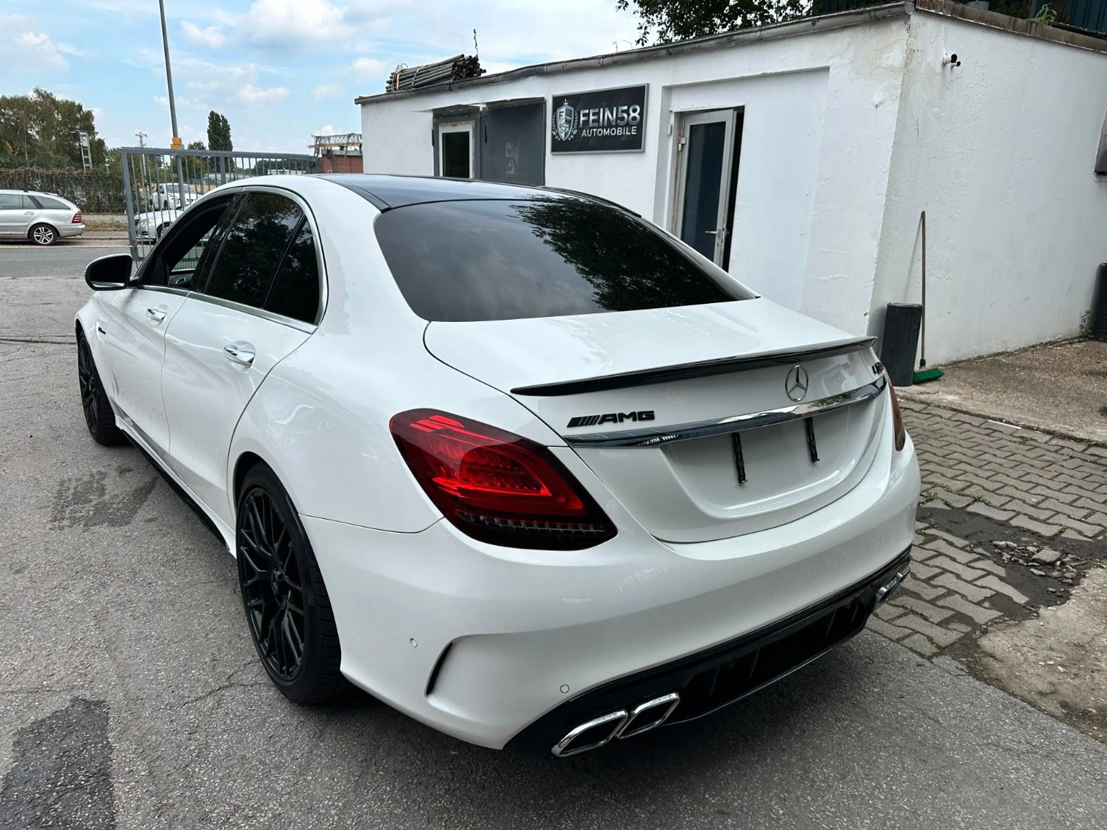Mercedes-Benz C 63 AMG C Limousine C 63 AMG — photo 4