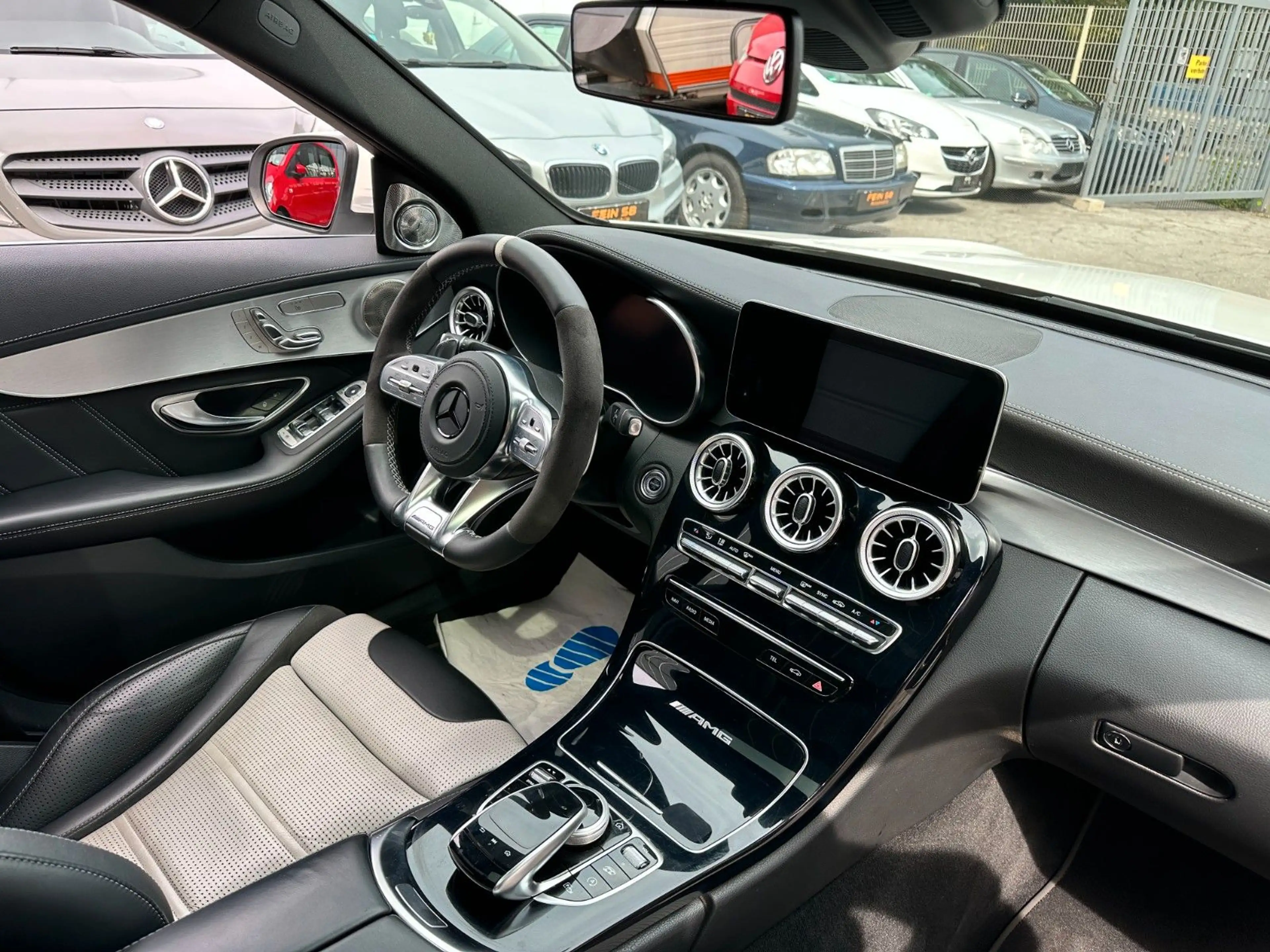 Mercedes-Benz C 63 AMG C Limousine C 63 AMG — photo 12