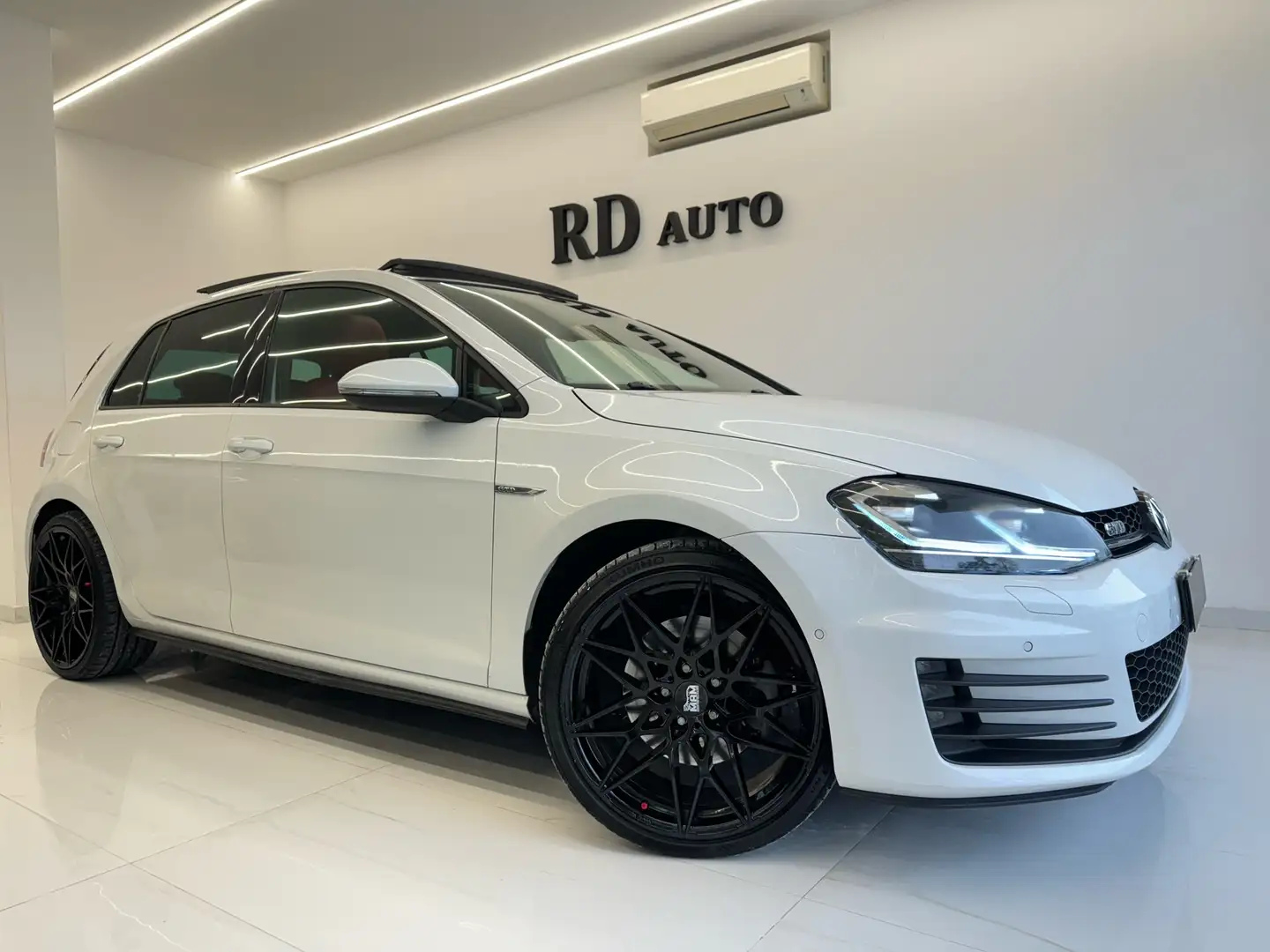Volkswagen Golf GTD 2.0 TDI 185cv Tetto apribile Parcheggio automatico Bianco - 1