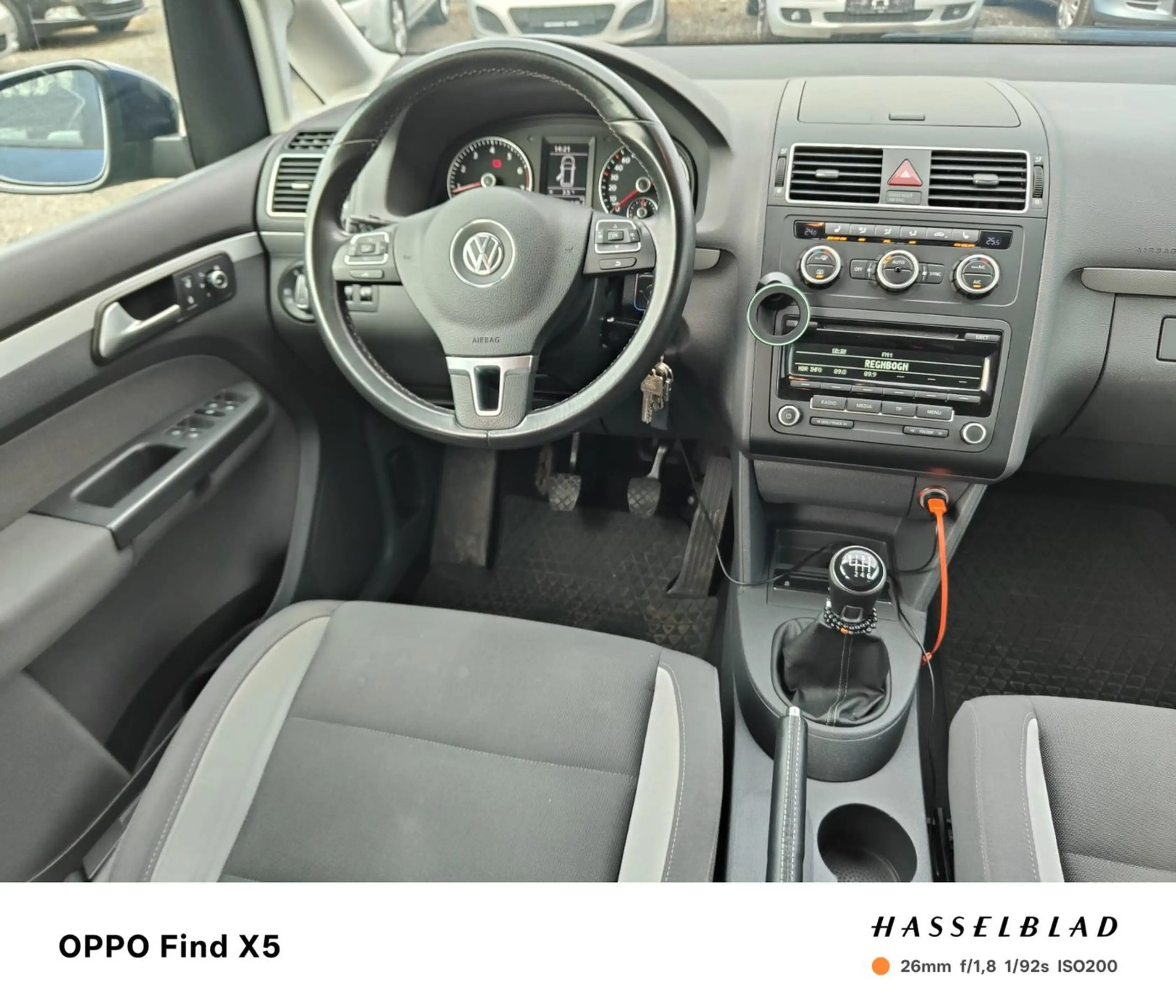 Volkswagen Touran 1,4 TSI Life "Tempomat "SHZ "Klimaautoma — photo 10