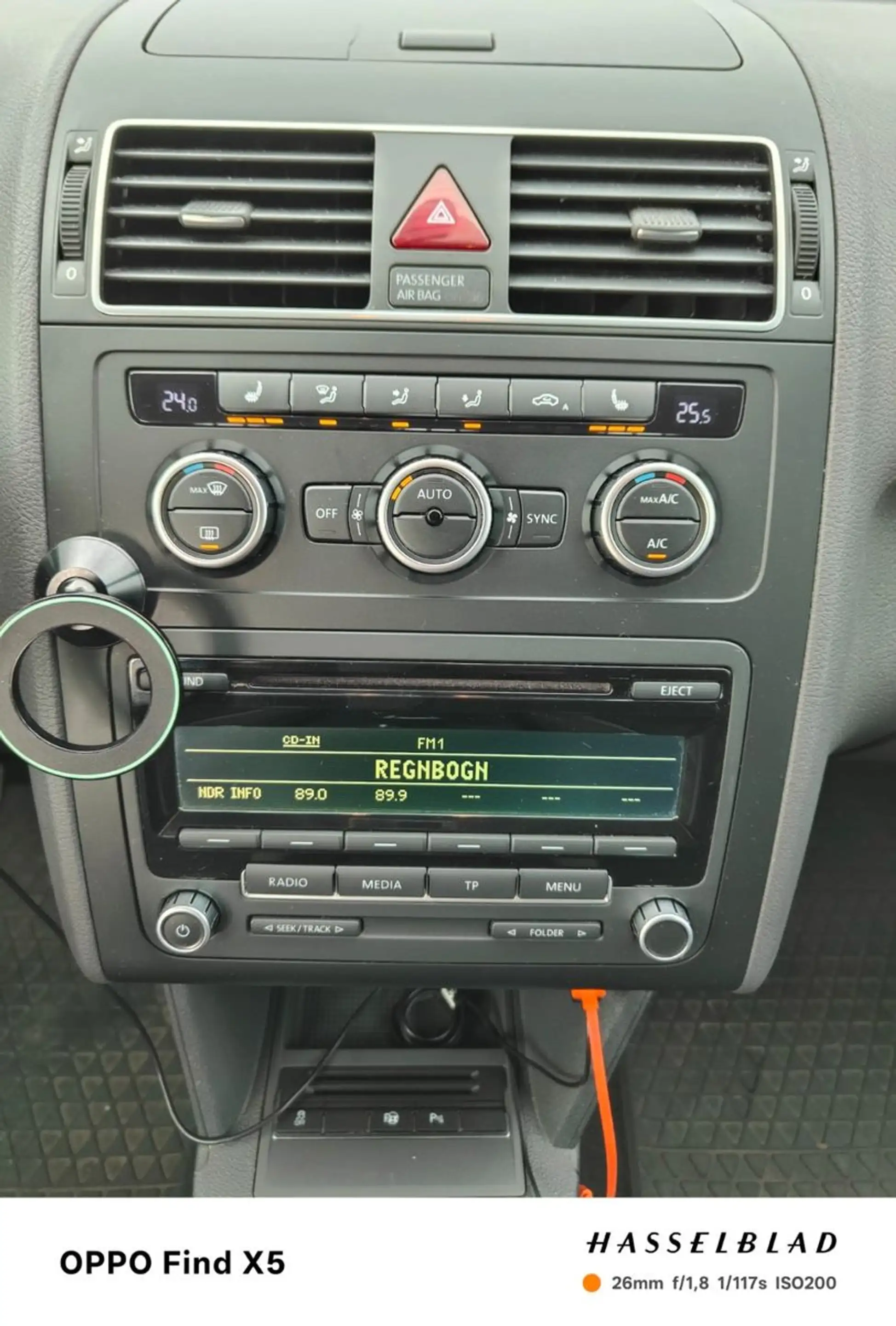 Volkswagen Touran 1,4 TSI Life "Tempomat "SHZ "Klimaautoma — photo 14