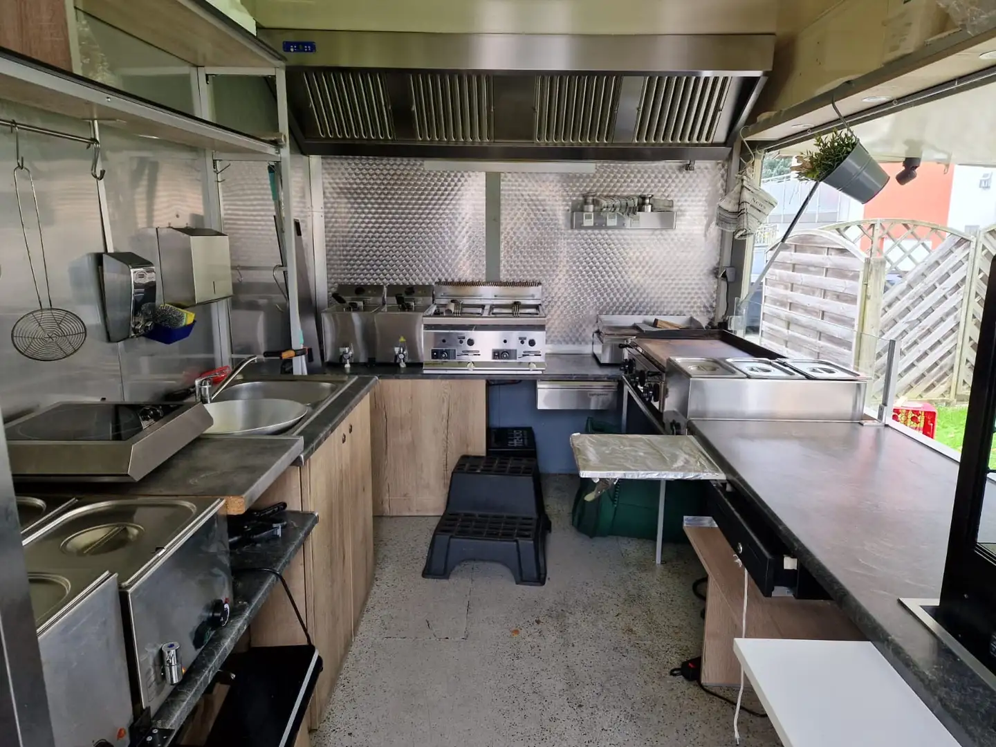 Fiat Ducato Foodtruck Verkaufsaufbau Danstep Gris - 1