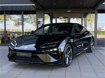 600 GT SE 4WD Zwarte LM velgen Panorama dak Leder