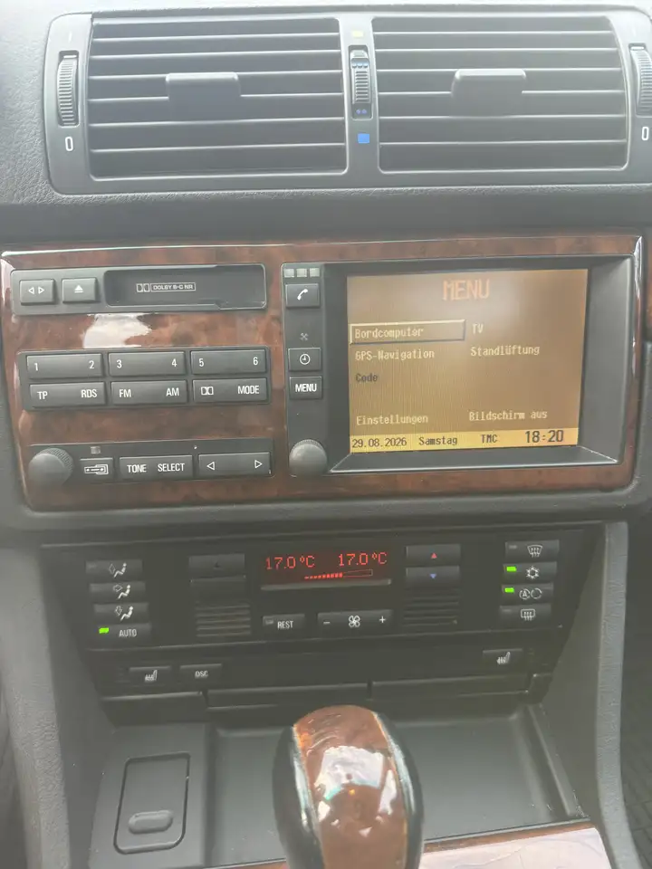 BMW 528 i, foto 2